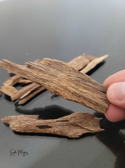Spiritual Oud Al-Nad - Sold in Quarter Tola or 3 Grams