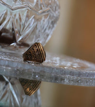 Load image into Gallery viewer, king solomon the ring of the greatest seal (seven metals)
